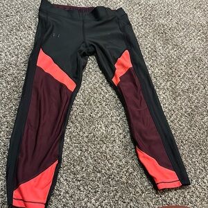 Under Armour leggings size L.